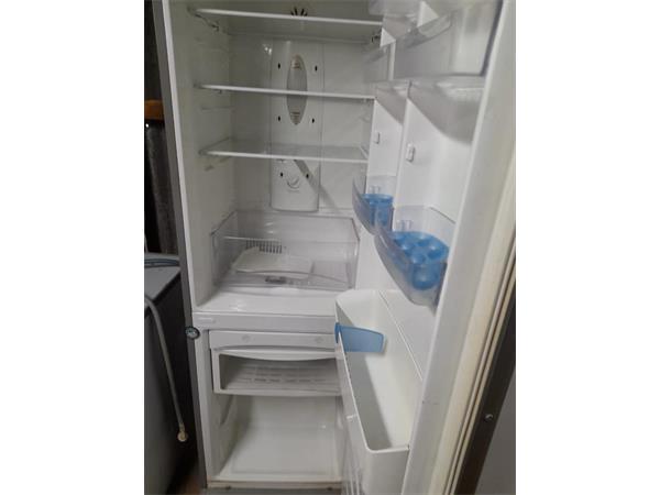 ~/upload/Lots/51550/AdditionalPhotos/53c2nqy72v47i/Lot 072 LG Combo Fridge Freezer (2)_t600x450.jpg